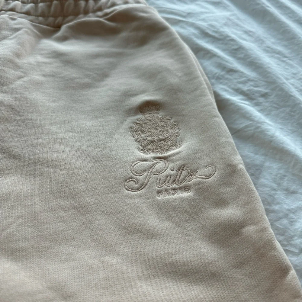 NWOT FRAME x Ritz Paris Women's Sweatpant in Ritz Pink Size S - Picture 4 of 6